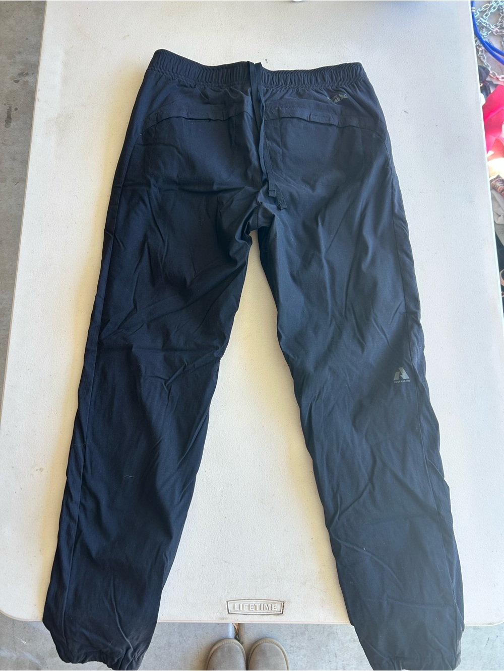 Women’s black snow pants Joggers